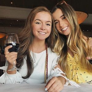 Lulu’s white dress